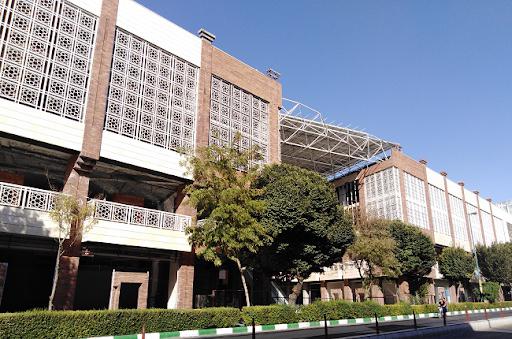 پوشش سقف مجتمع خدماتی با سیستم کلزیپ